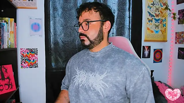 Snapshot of johnnyalx chatting on 03-14-25, 03:03 johnnyalx online show from 03-14-25, 03:03