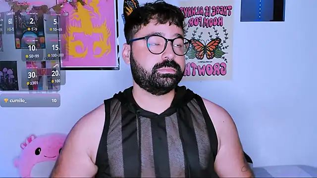 Snapshot of johnnyalx chatting on 09-22-25, 05:37 johnnyalx online show from 09-22-25, 05:37