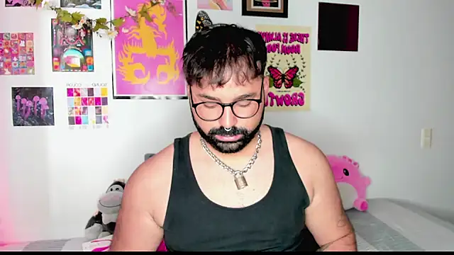 Snapshot of johnnyalx chatting on 09-24-25, 05:38 johnnyalx online show from 09-24-25, 05:38