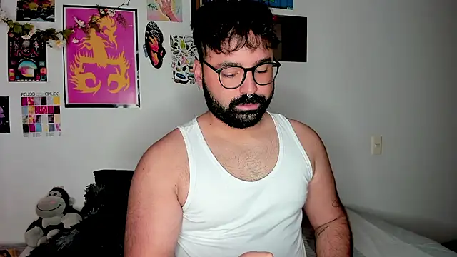 Snapshot of johnnyalx chatting on 09-26-25, 07:29 johnnyalx online show from 09-26-25, 07:29