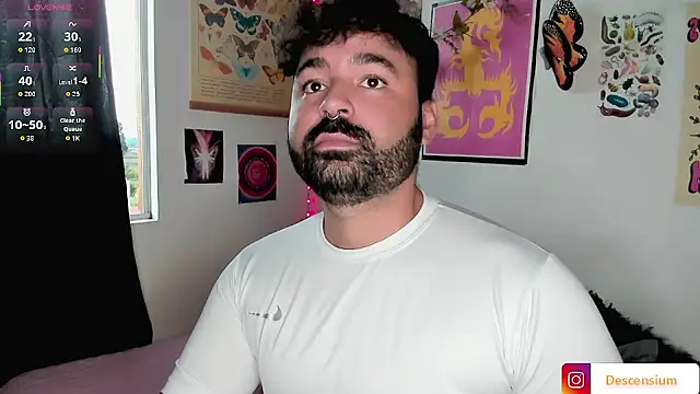 Snapshot of johnnyalx chatting on 11-16-25, 08:03 johnnyalx online show from 11-16-25, 08:03