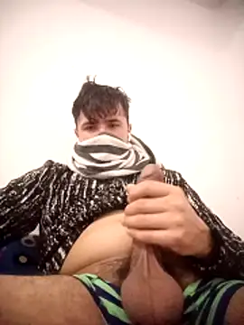 LoLZzZz  online show from 03-01-26, 05:26
