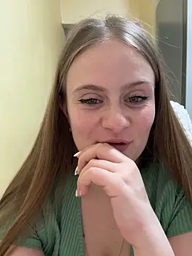 SophiaSweet  online show from 03-26-26, 06:46