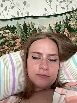Snapshot of SophiaSweet_ chatting on 06-11-26, 11:19 SophiaSweet online show from 06-11-26, 11:19