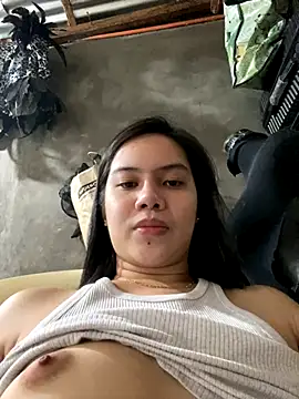 Hebefemme online show from 12-14-25, 08:20