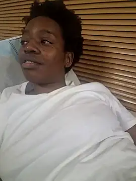 Snapshot of Sexynaughty_Gal chatting on 12-10-24, 09:00 Sexynaughty Gal online show from 12-10-24, 09:00