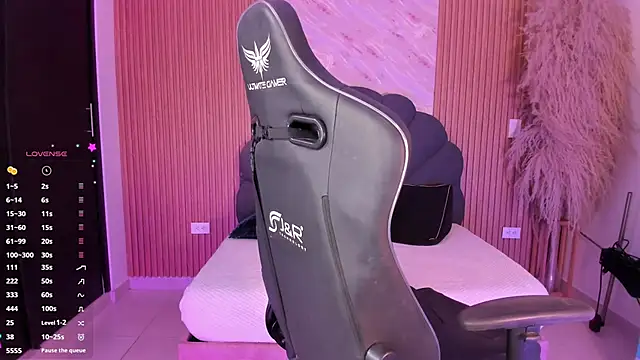 karol green  online show from 10-22-25, 07:24