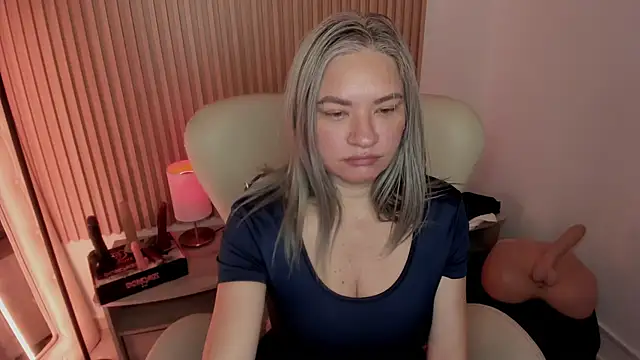 MarianL0ve online show from 03-20-25, 10:43