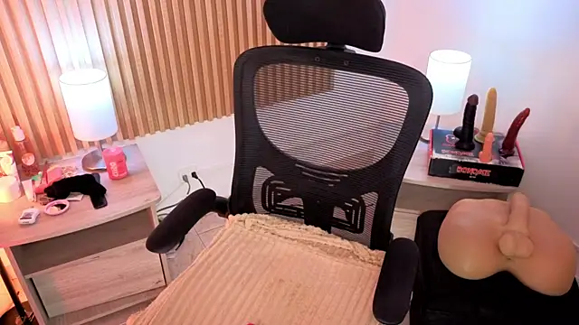 MarianL0ve online show from 07-20-26, 10:39