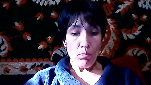 SunnyAmorre online show from 10-30-25, 08:05