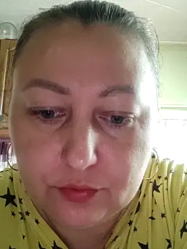 Snapshot of Rini333 chatting on 05-07-26, 02:11 Rini333 online show from 05-07-26, 02:11