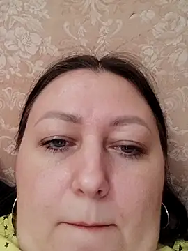 Snapshot of Rini333 chatting on 05-26-26, 03:30 Rini333 online show from 05-26-26, 03:30