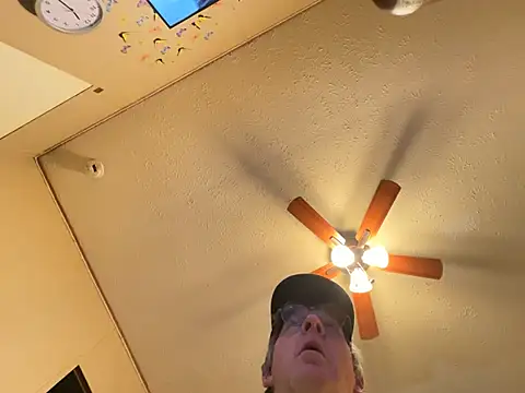 jck1m0t online show from 02-18-25, 05:31