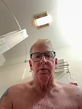 jck1m0t online show from 06-15-26, 03:20