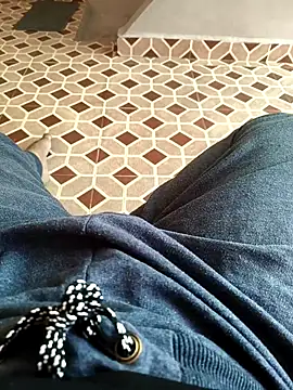 Snapshot of deshimund chatting on 11-08-25, 03:39 deshimund online show from 11-08-25, 03:39