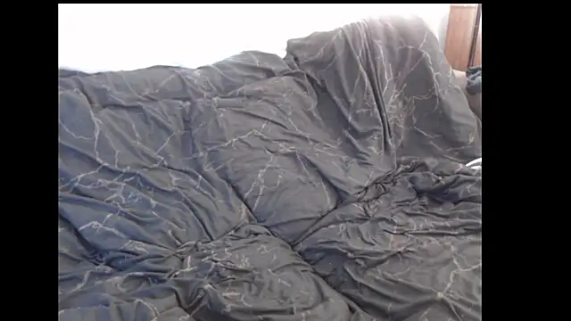 Snapshot of whiskyjane69 chatting on 09-22-25, 12:29 whiskyjane69 online show from 09-22-25, 12:29