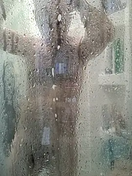 Snapshot of whiskyjane69 chatting on 09-29-25, 02:33 whiskyjane69 online show from 09-29-25, 02:33