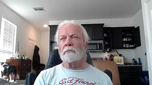 rockpoint69 online show from 12-19-24, 09:38