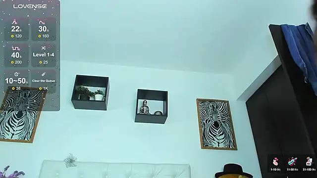 Snapshot of Sharon_smiith chatting on 01-26-25, 12:37 Sharon smiith online show from 01-26-25, 12:37