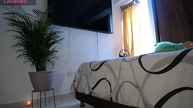 maggie kay online show from 01-17-25, 05:51