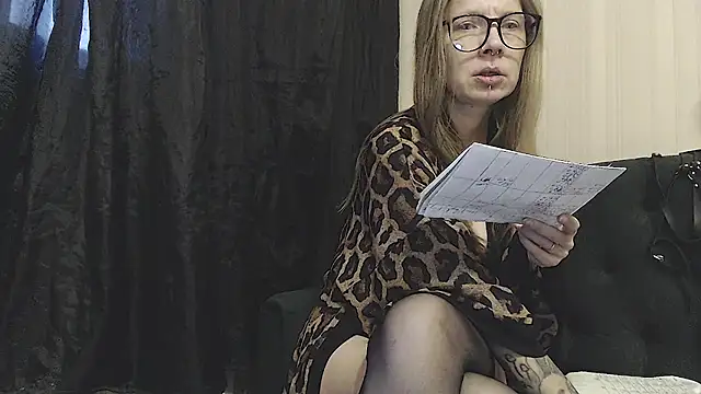 Snapshot of alexandra_zaryanova chatting on 10-22-25, 01:33 alexandra zaryanova online show from 10-22-25, 01:33