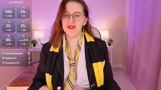 Charmy Gracy online show from 12-16-24, 02:38