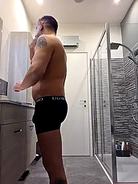 Snapshot of kekko-1982 chatting on 02-10-25, 08:42 kekko-1982 online show from 02-10-25, 08:42