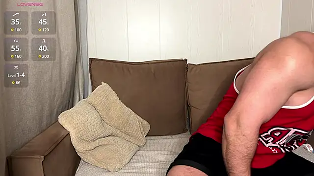 Snapshot of michaelbradleu chatting on 03-08-25, 09:40 michaelbradleu online show from 03-08-25, 09:40