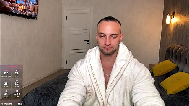 Snapshot of michaelbradleu chatting on 11-15-25, 08:38 michaelbradleu online show from 11-15-25, 08:38