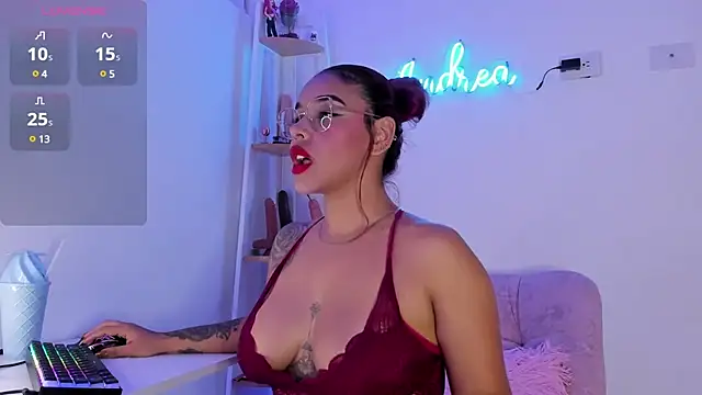 Snapshot of andrea_lopezz_ chatting on 02-26-25, 12:16 andrea lopezz online show from 02-26-25, 12:16