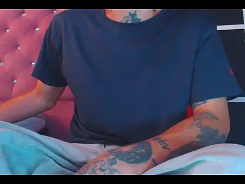 Christian Stiven1 online show from 11-05-25, 01:00