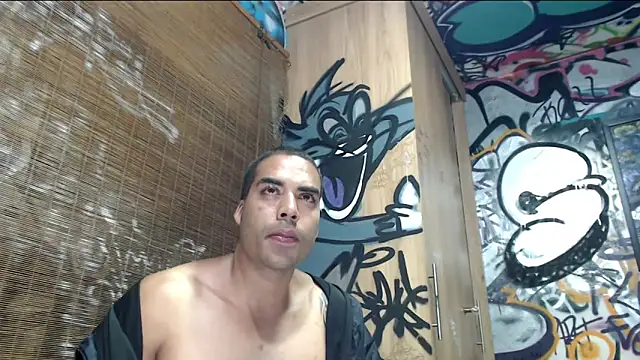 Snapshot of Justin_Frank chatting on 06-03-26, 11:54 Justin Frank online show from 06-03-26, 11:54