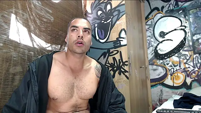 Snapshot of Justin_Frank chatting on 06-14-26, 09:28 Justin Frank online show from 06-14-26, 09:28