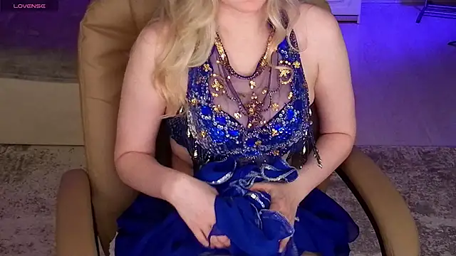 elinanortas online show from 10-28-25, 01:09