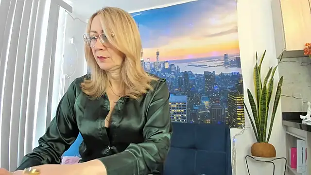 ashleymilf 1 online show from 03-15-25, 02:23