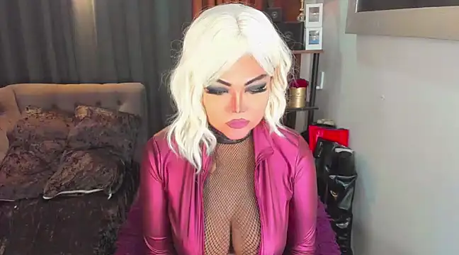 Snapshot of AsianHotieTS chatting on 02-07-25, 07:27 AsianHotieTS online show from 02-07-25, 07:27