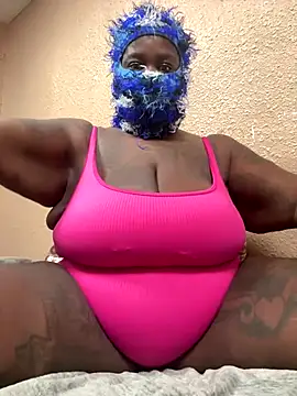 Snapshot of bbwkandi94 chatting on 10-05-25, 01:48 bbwkandi94 online show from 10-05-25, 01:48