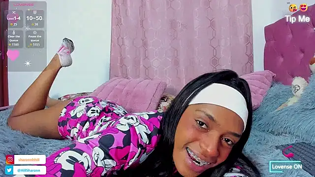 Snapshot of sharon_hill chatting on 09-19-25, 01:07 sharon hill online show from 09-19-25, 01:07