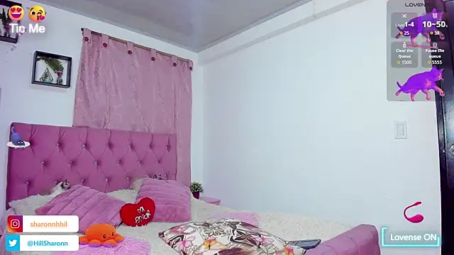 Snapshot of sharon_hill chatting on 11-26-25, 10:33 sharon hill online show from 11-26-25, 10:33