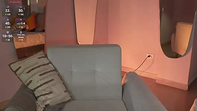 NaomiSainz online show from 01-28-25, 06:28