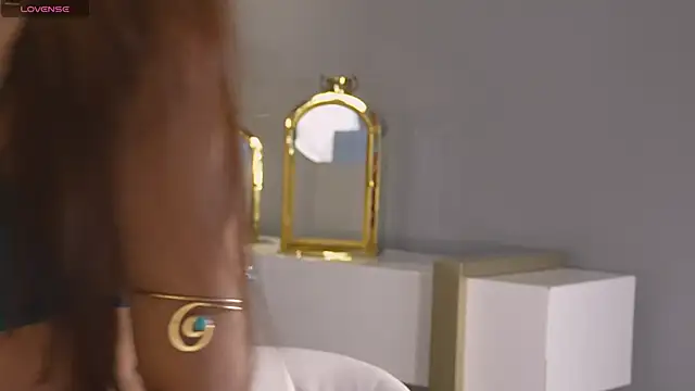 NaomiSainz online show from 03-15-26, 04:35