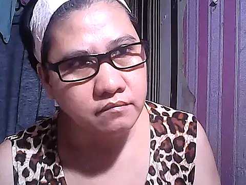 sweetsosie18 online show from 09-23-25, 09:56