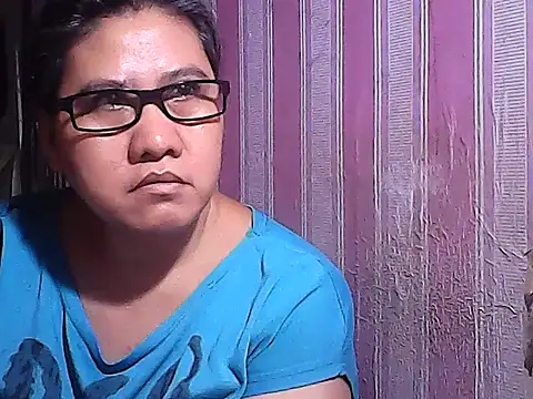 sweetsosie18 online show from 10-12-25, 10:09