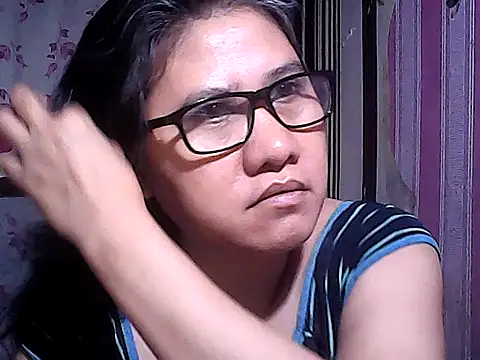 sweetsosie18 online show from 11-22-25, 07:02