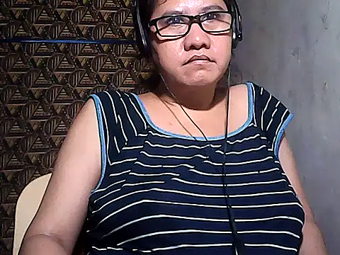 sweetsosie18 online show from 01-05-26, 05:27