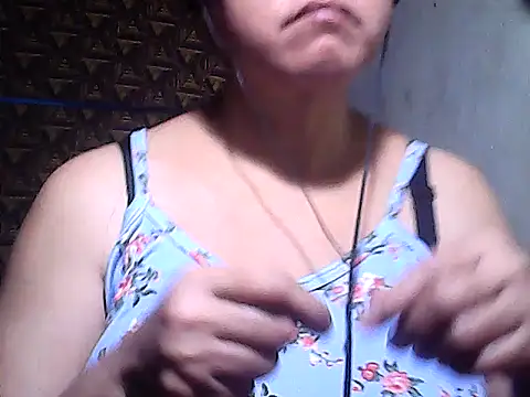 sweetsosie18 online show from 02-14-26, 06:43