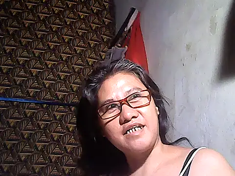 sweetsosie18 online show from 06-05-26, 01:12