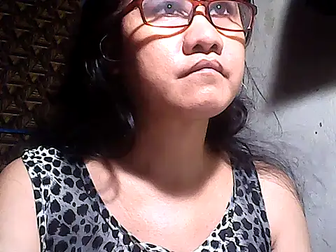 Snapshot of sweetsosie18 chatting on 06-07-26, 10:19 sweetsosie18 online show from 06-07-26, 10:19