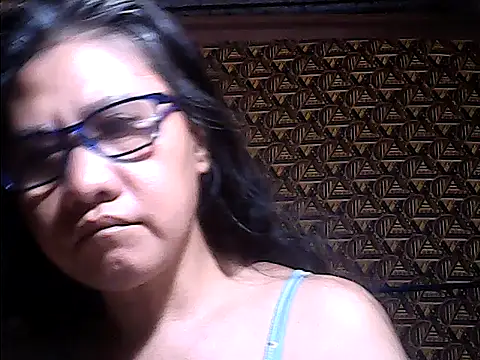 Snapshot of sweetsosie18 chatting on 07-04-26, 12:22 sweetsosie18 online show from 07-04-26, 12:22