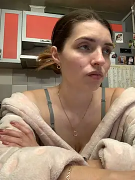 SeducingYoghourt online show from 02-07-25, 03:19